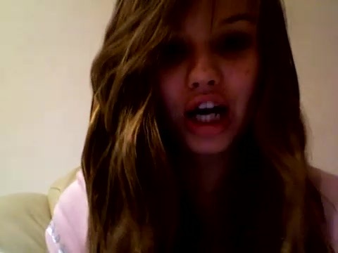 Debby Ryan Questions #1 010 - 0 - - Pozele - mele - cu - Debbz