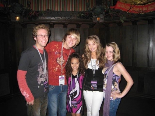 normal_002 - Miley - Cyrus - 16th - Birthday - Party - at - Disneyland