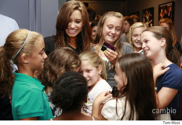 demi-lovato-bday00