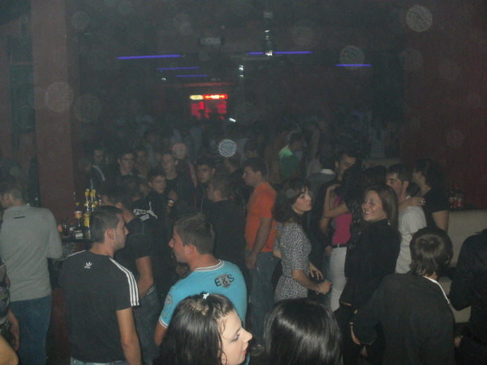 PA230180 - Fire Club 22 octombrie