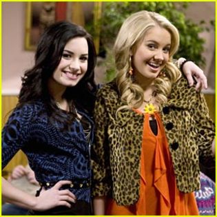 tiffany-thornton-demi-sisters - Demi Lovato 0000