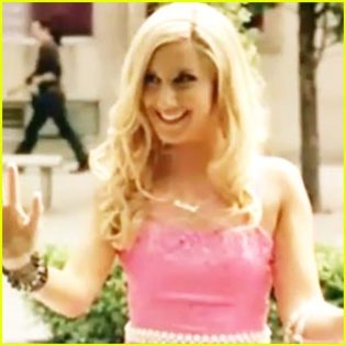 ashley-tisdale-sharpay-first-look - Ashley Tisdale 00