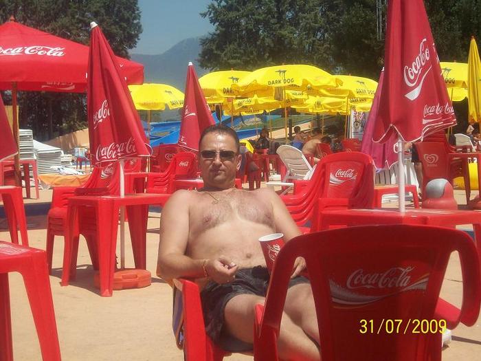 100_1324 - FAMILIA