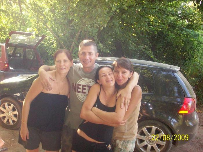 100_1440 - FAMILIA