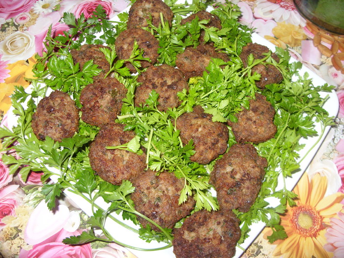 chiftele - CATE CEVA DIN BUCATARIA MEA