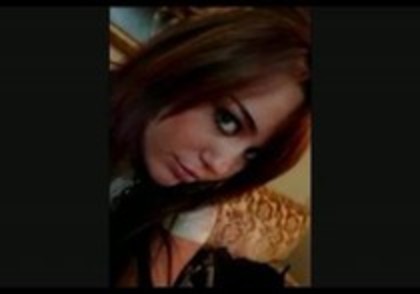 22381330_ZFCFKQUOE - miley cyrus