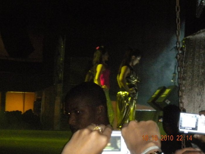 72223165609590123706100