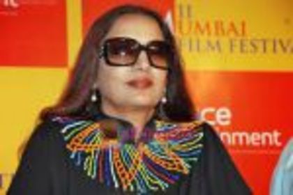 thumb_Shabana Azmi at Mumbai Film Festival Press Meet in Sun N Sand Hotel on 20th Oct 2009 (23)