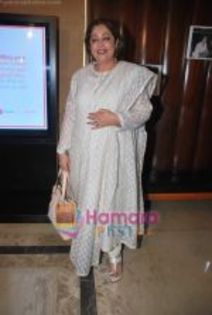 thumb_Kiron Kher at the premiere of Saaransh in Metro BIG Cinemas on 23rd May 2009 (4)