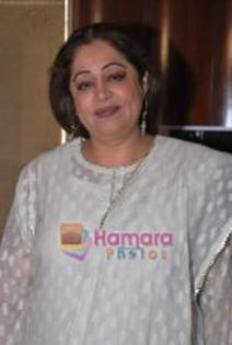 thumb_Kiron Kher at the premiere of Saaransh in Metro BIG Cinemas on 23rd May 2009 (5)