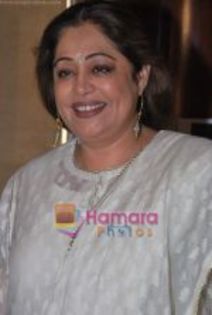 thumb_Kiron Kher at the premiere of Saaransh in Metro BIG Cinemas on 23rd May 2009 (53)
