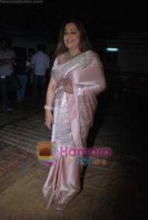 thumb_Kiron Kher on the sets of India_s got talent in FilmCity on 20th July 2009 (2)