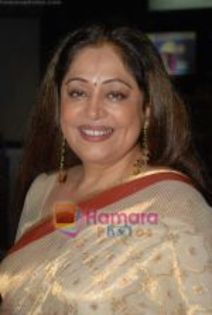 thumb_Kirron Kher at Saas Bahu Aur Sensex premiere in Fame on 17th September 2008 (86) - KiRoN KhEr