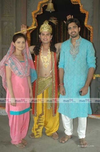 76988787 - Rubina Dilaik si Avinash Sachdev