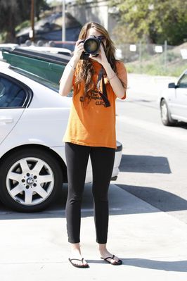 normal_004 - Leaving Pilates Class in Hollywood March 16 2009-00