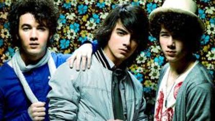 images (4) - Jonas Brothers Love