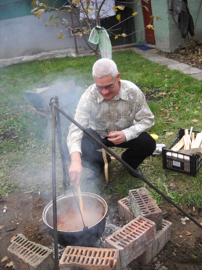 ii place fumul si...