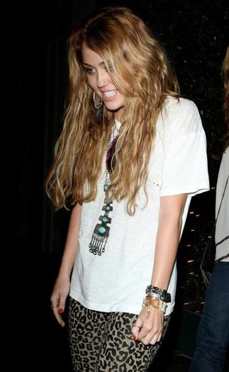 HEY - Toate Pozele Mele Cu Miley