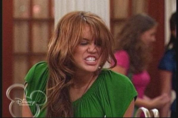 23982523_KZGZRNGHU - Toate Pozele Mele Cu Miley