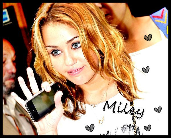 22957533_EECMPJYPB - Toate Pozele Mele Cu Miley
