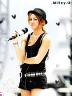 22399110_SVCHZFPBB - Toate Pozele Mele Cu Miley