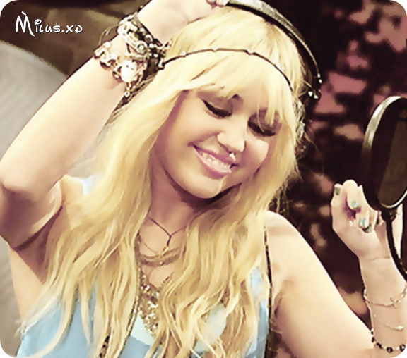 0072465399 - Toate Pozele Mele Cu Miley