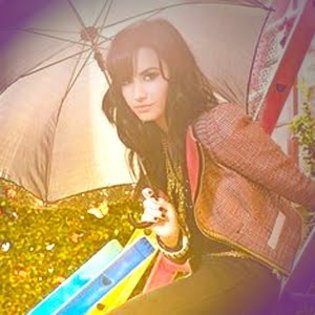 11 - x Demi Lovato