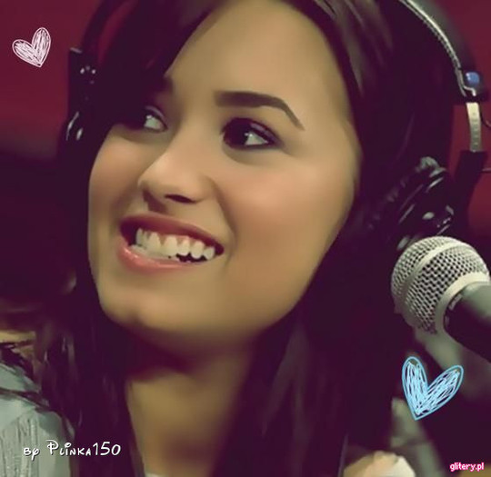 13 - x Demi Lovato