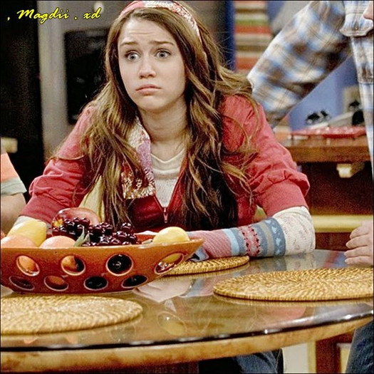 2-glitery_pl-Tizzdale-0-1618 - Just Hannah Montana and Miley Stewart-00