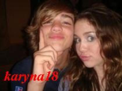  - Poze rare Miley