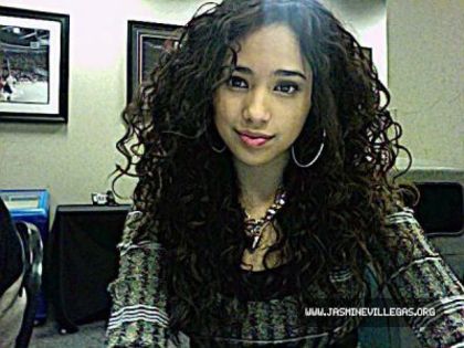 Jasmine-Personal-Photos-jasmine-villegas-14407213-400-300-2