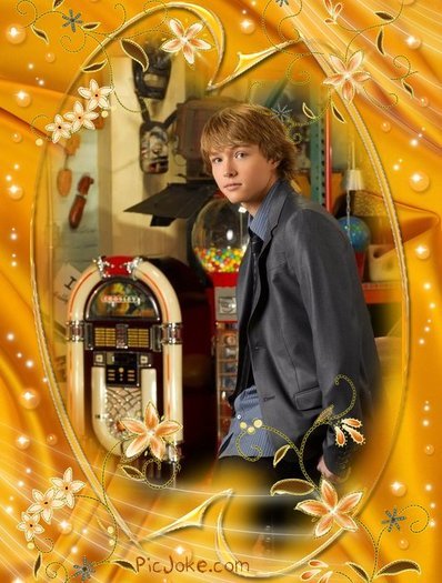 21745733_CUOEWILYR - Sterling Knight