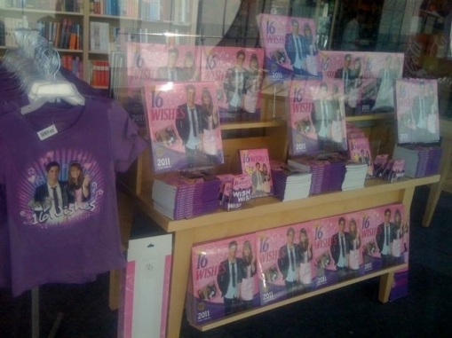 normal_37227_128716637160999_116296945069635_188779_4246647_n