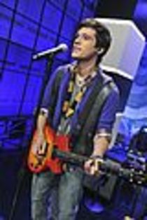 miley-cyrus-jay-leno-remember-hm-05