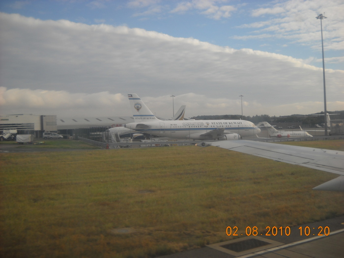 ANGLIA AUGUST 2010 001 (20); AEROPORTUL LUTON LONDRA
