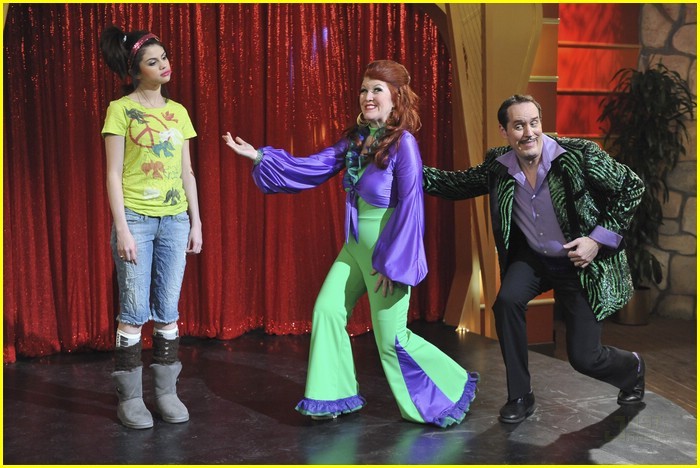 jennifer-stone-harpers-parents-04