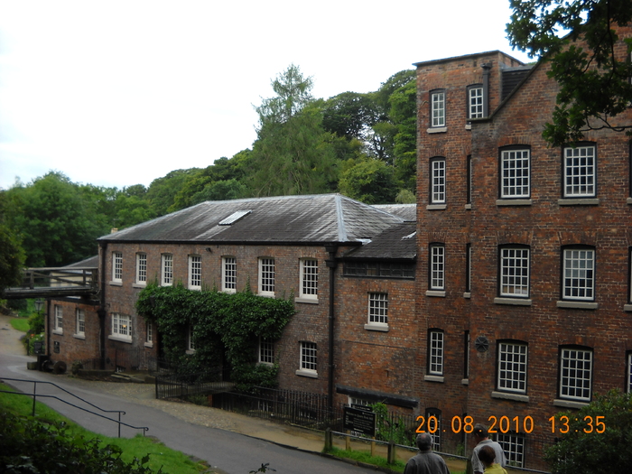 ANGLIA  AUGUST 2010 145 - MANCHESTER