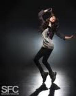 images - SELENA gomez