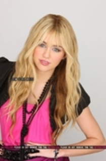 19293813_ZFNOFGDML - hannah montana forever si maily