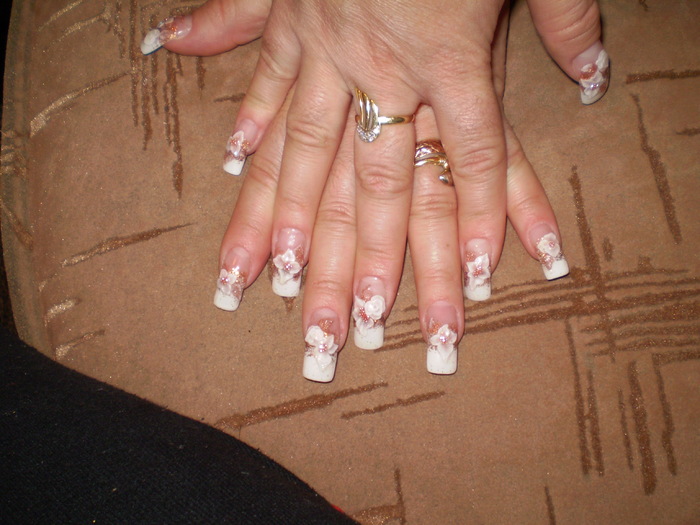 PB060224 - Unghii false facute de mine