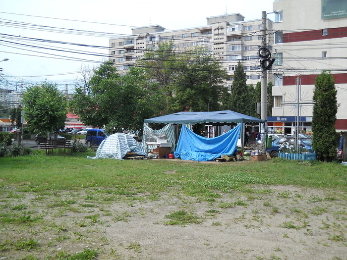 biserica+cuptoru gradina 010