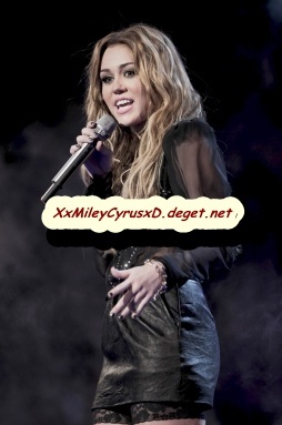 MTV Europe Music Awards 2010 - Show [7th November] 8
