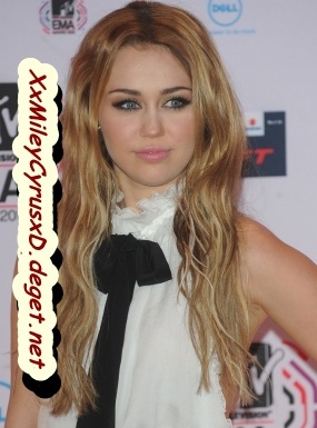 MTV Europe Music Awards 2010 - Arrivals [7th November] 7
