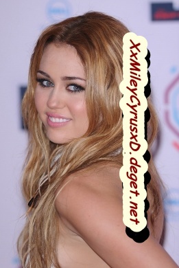 MTV Europe Music Awards 2010 - Arrivals [7th November] 11