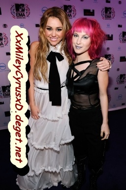 MTV Europe Music Awards 2010 - Arrivals [7th November] 3