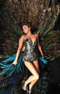 14780843_TWVZYZRVO - Miley Cyrus-I cant be tamed