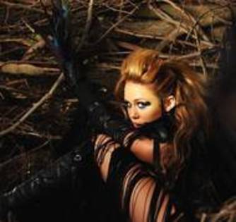 14780816_CRIUGDTXE - Miley Cyrus-I cant be tamed