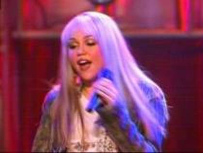 VXOIWMNLQIUZWKWDYAW - Hannah Montana 0