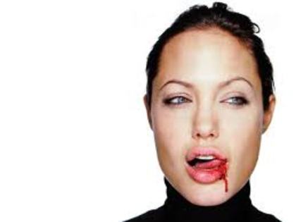 ooooooooo - Angelina Jolie