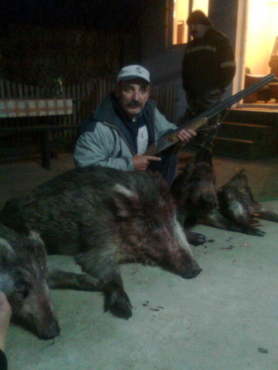 folder gol 006; acasa la Leli Crista sa tot lucrii d'astea....
